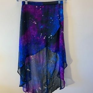 NWOT F21 celestial high low skirt